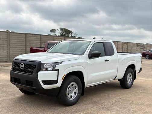 2025 Nissan Frontier S