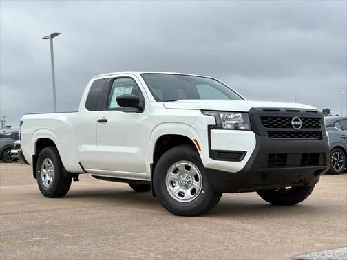2025 Nissan Frontier S