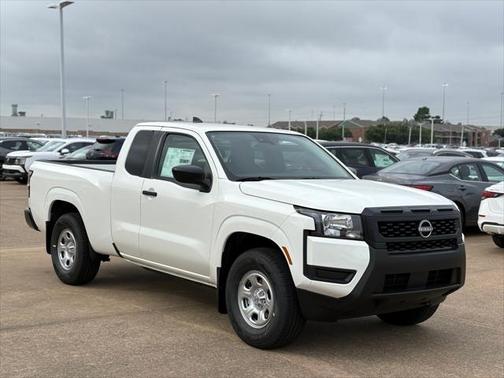 2025 Nissan Frontier S
