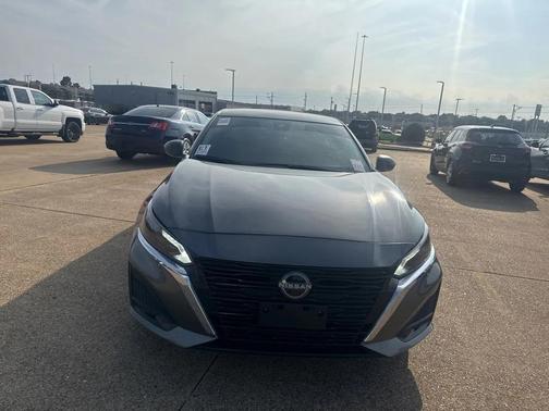 2025 Nissan Altima S FWD