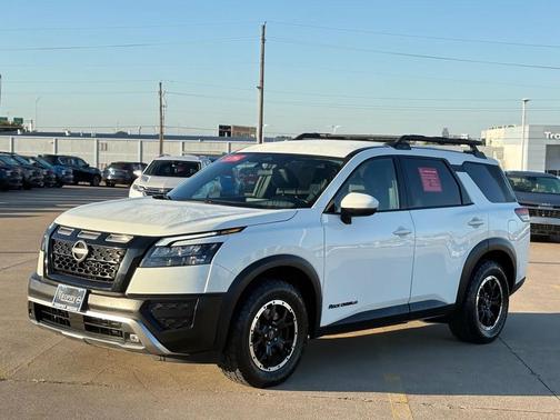 2023 Nissan Pathfinder Rock Creek 4WD