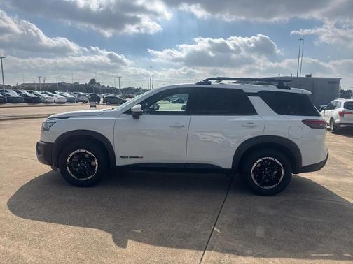 2023 Nissan Pathfinder Rock Creek 4WD