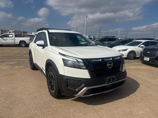 2023 Nissan Pathfinder Rock Creek 4WD