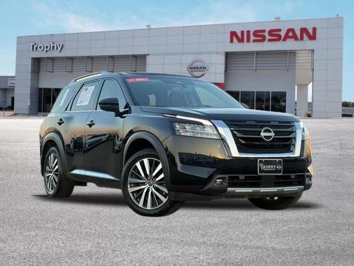 2022 Nissan Pathfinder Platinum 2WD