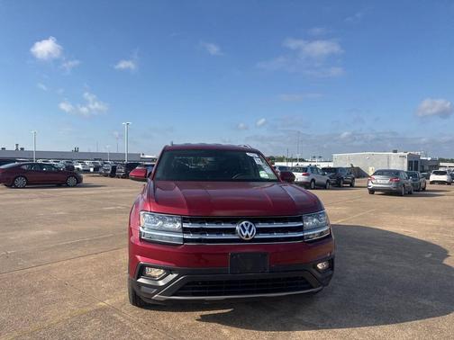 Fortana Red 2019 Volkswagen Atlas 3.6L SE