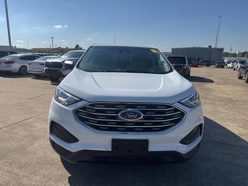 2020 Ford Edge SE
