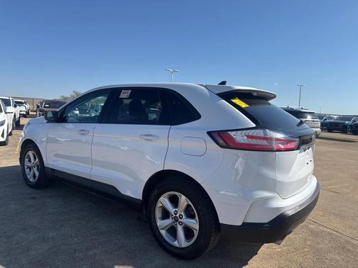 2020 Ford Edge SE