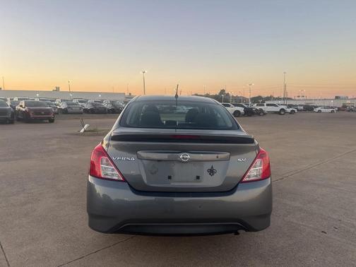 2019 Nissan Versa 1.6 SV