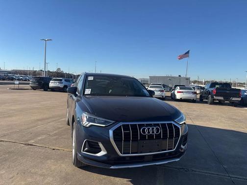2019 Audi Q3 2.0T Premium Plus