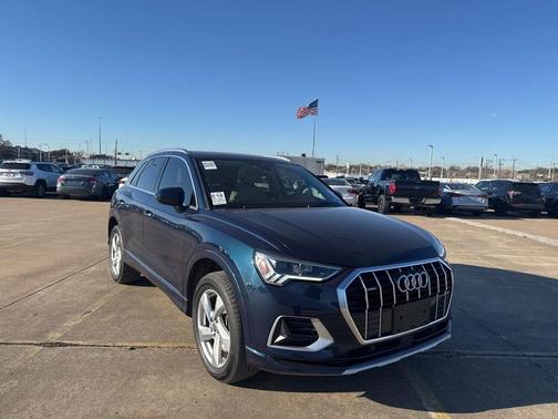 2019 Audi Q3 2.0T Premium Plus