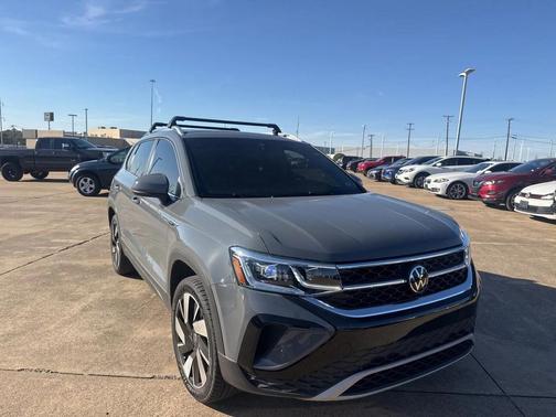 2024 Volkswagen Taos 1.5T SEL