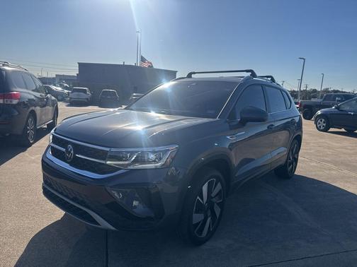 2024 Volkswagen Taos 1.5T SEL