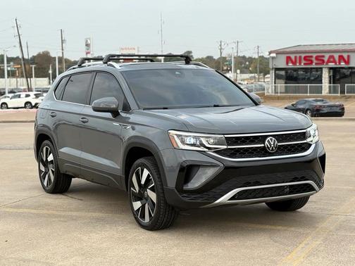 2024 Volkswagen Taos 1.5T SEL