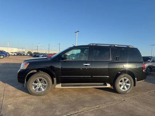 2013 Nissan Armada SV