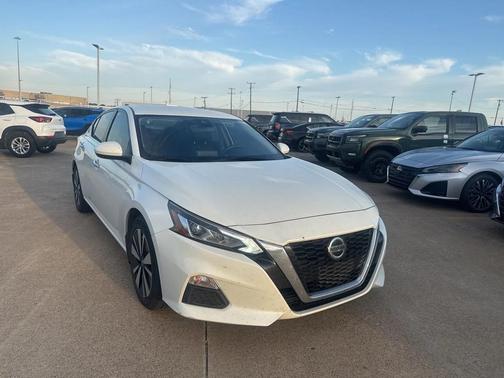 2021 Nissan Altima 2.5 SV