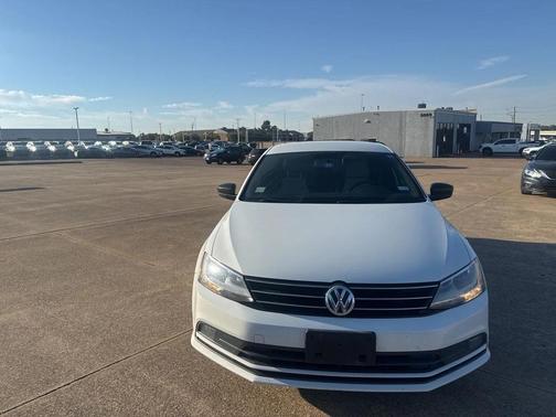 2016 Volkswagen Jetta 1.8T Sport