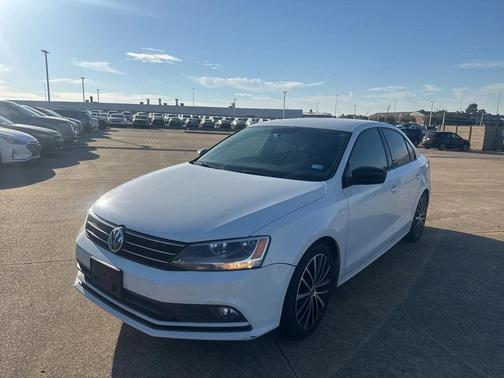 2016 Volkswagen Jetta 1.8T Sport