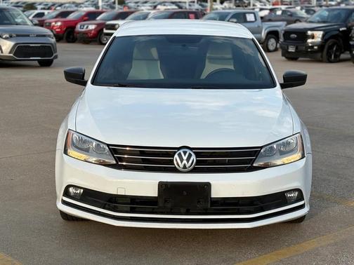 2016 Volkswagen Jetta 1.8T Sport