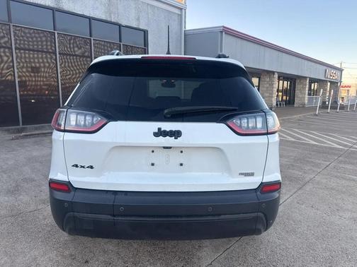 2023 Jeep Cherokee Altitude