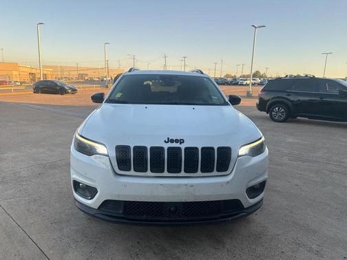 2023 Jeep Cherokee Altitude