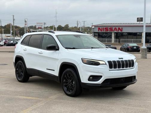 2023 Jeep Cherokee Altitude