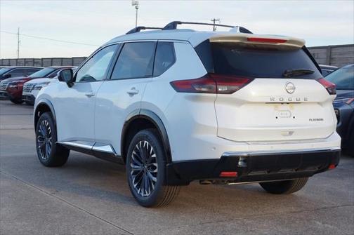 2025 Nissan Rogue Platinum