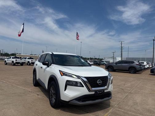 Glacier White 2023 Nissan Rogue S