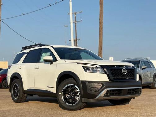 2025 Nissan Pathfinder Rock Creek 4WD