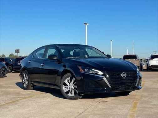 2025 Nissan Altima S FWD