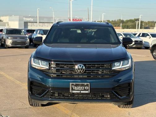2023 Volkswagen Atlas Cross Sport 2.0T SEL