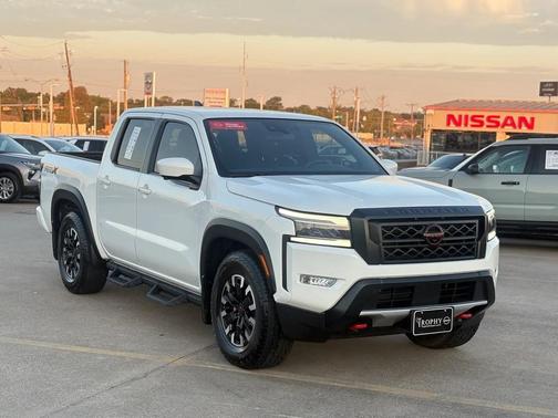 2023 Nissan Frontier PRO-X