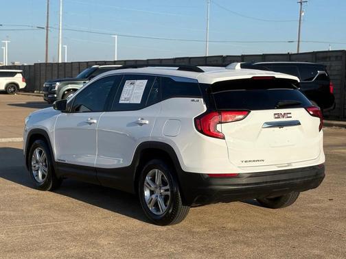 2020 GMC Terrain SLE