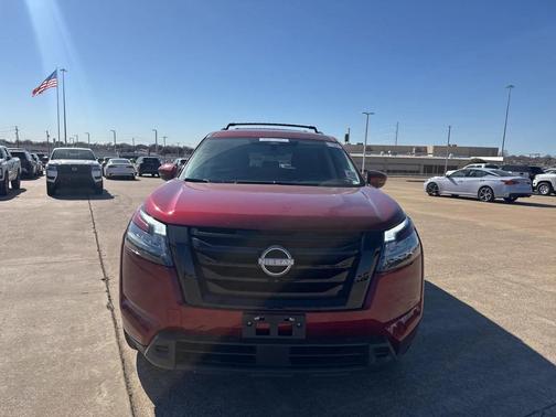 2024 Nissan Pathfinder SV FWD