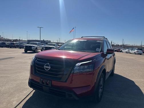 2024 Nissan Pathfinder SV FWD