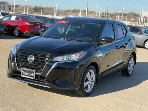 2021 Nissan Kicks S