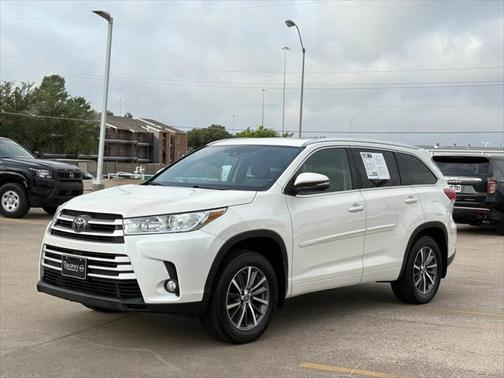 2017 Toyota Highlander XLE