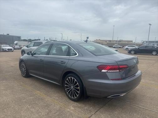 2022 Volkswagen Passat 2.0T Limited Edition