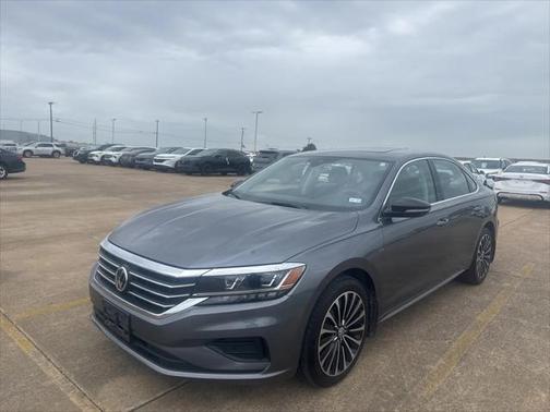 2022 Volkswagen Passat 2.0T Limited Edition