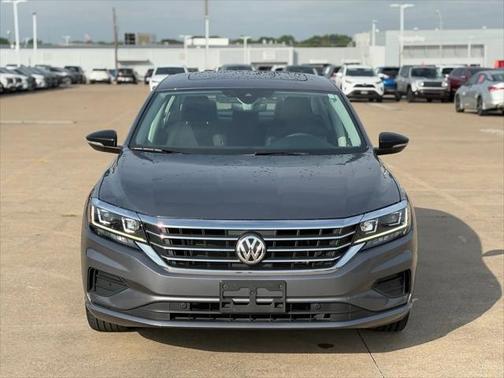 2022 Volkswagen Passat 2.0T Limited Edition