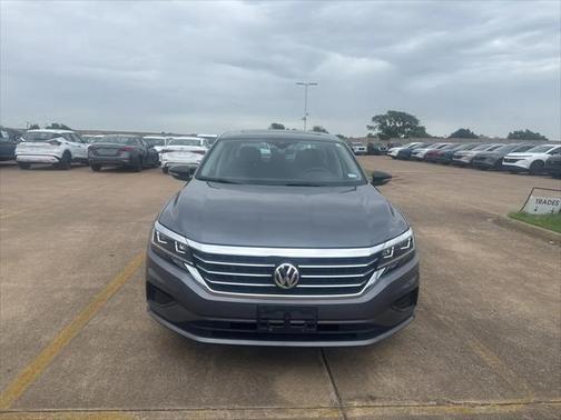 2022 Volkswagen Passat 2.0T Limited Edition