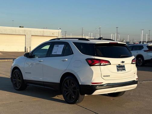 2022 Chevrolet Equinox FWD RS