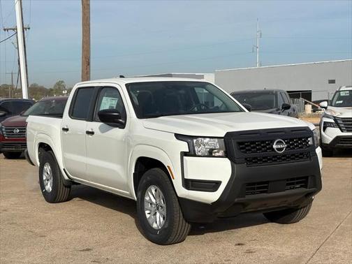 2025 Nissan Frontier S