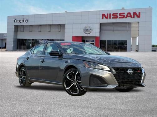 2023 Nissan Altima SR FWD