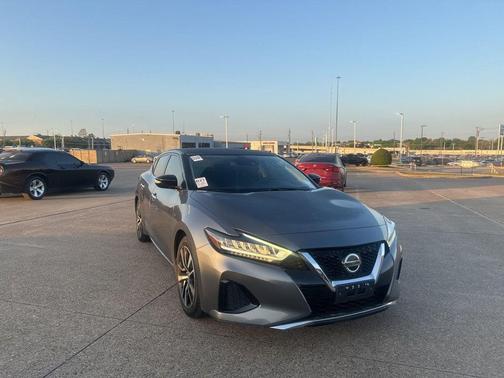 Gun Metallic 2021 Nissan Maxima 3.5 SV