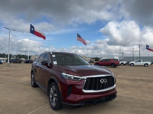 Deep Bordeaux 2023 INFINITI QX60 Luxe