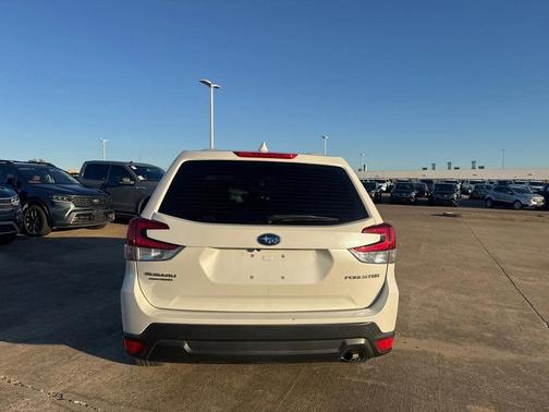 2021 Subaru Forester Base