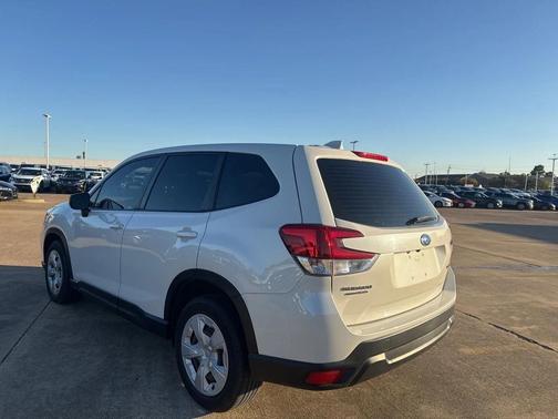 2021 Subaru Forester Base