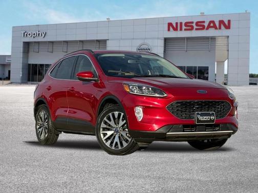 2020 Ford Escape Titanium