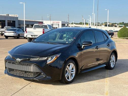 Midnight Black Metallic 2020 Toyota Corolla SE