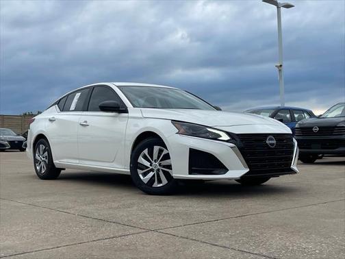 2025 Nissan Altima S FWD